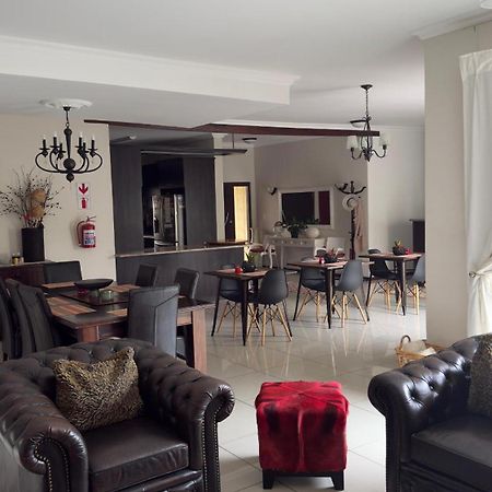 Cora'S Boutique Bed & Breakfast Swakopmund Esterno foto