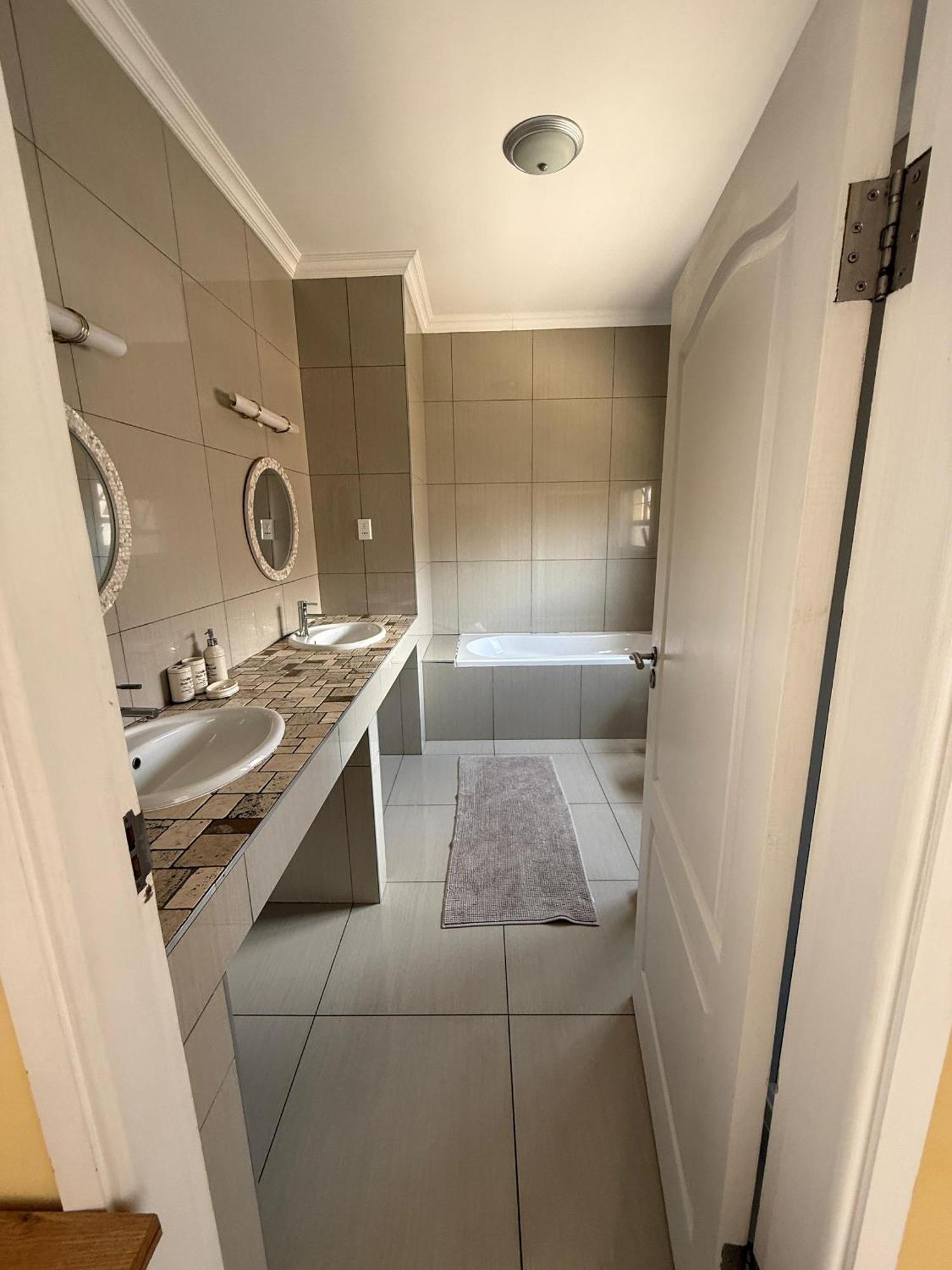 Cora'S Boutique Bed & Breakfast Swakopmund Esterno foto