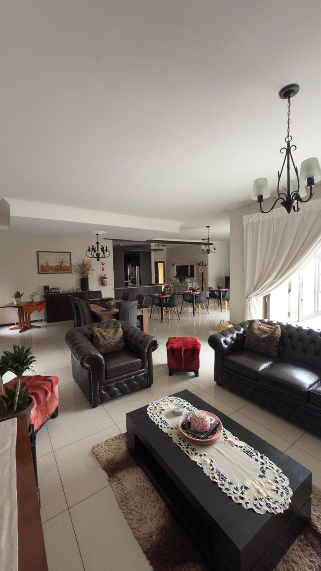 Cora'S Boutique Bed & Breakfast Swakopmund Esterno foto